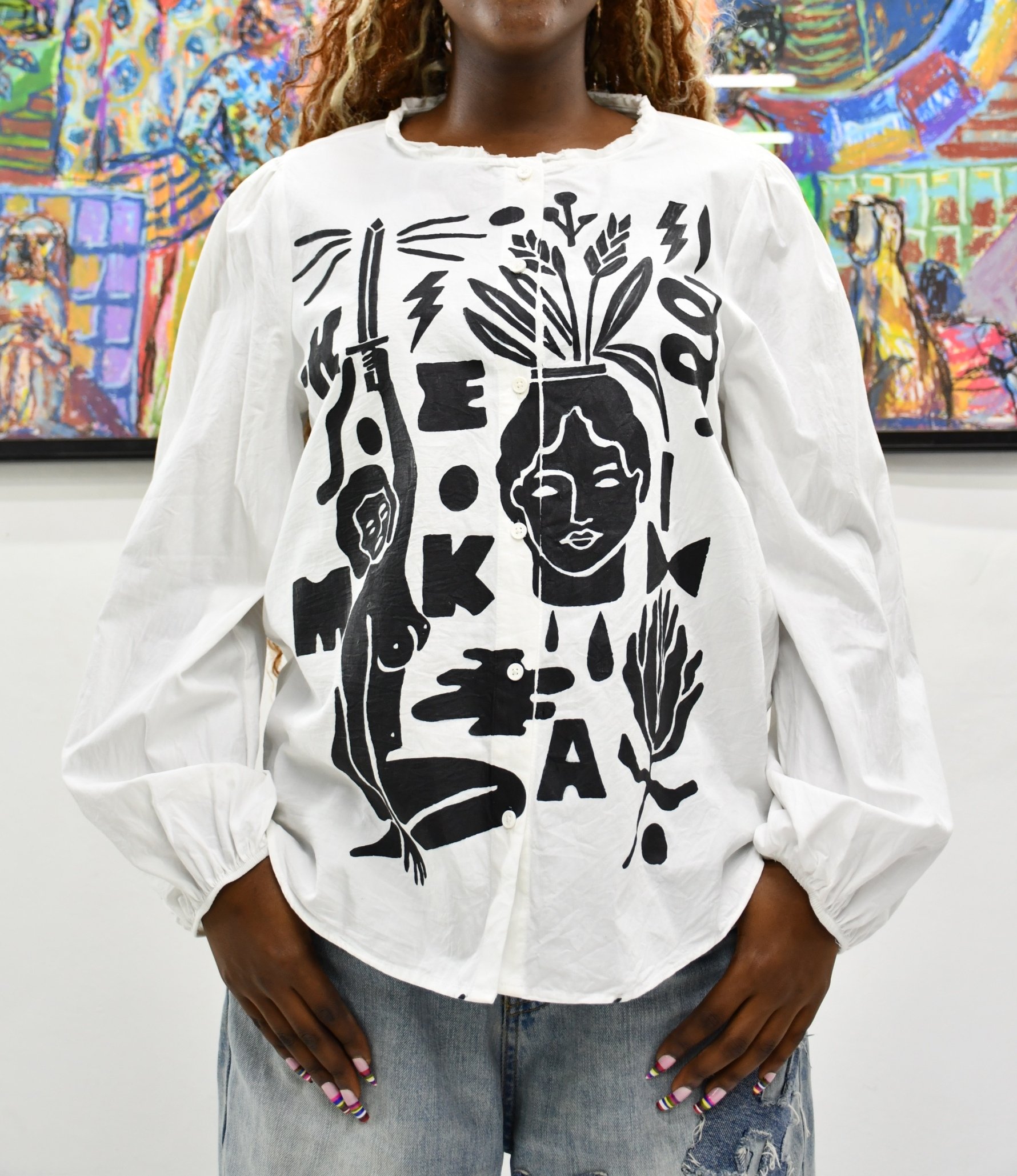 Handpainted shirt
Medium